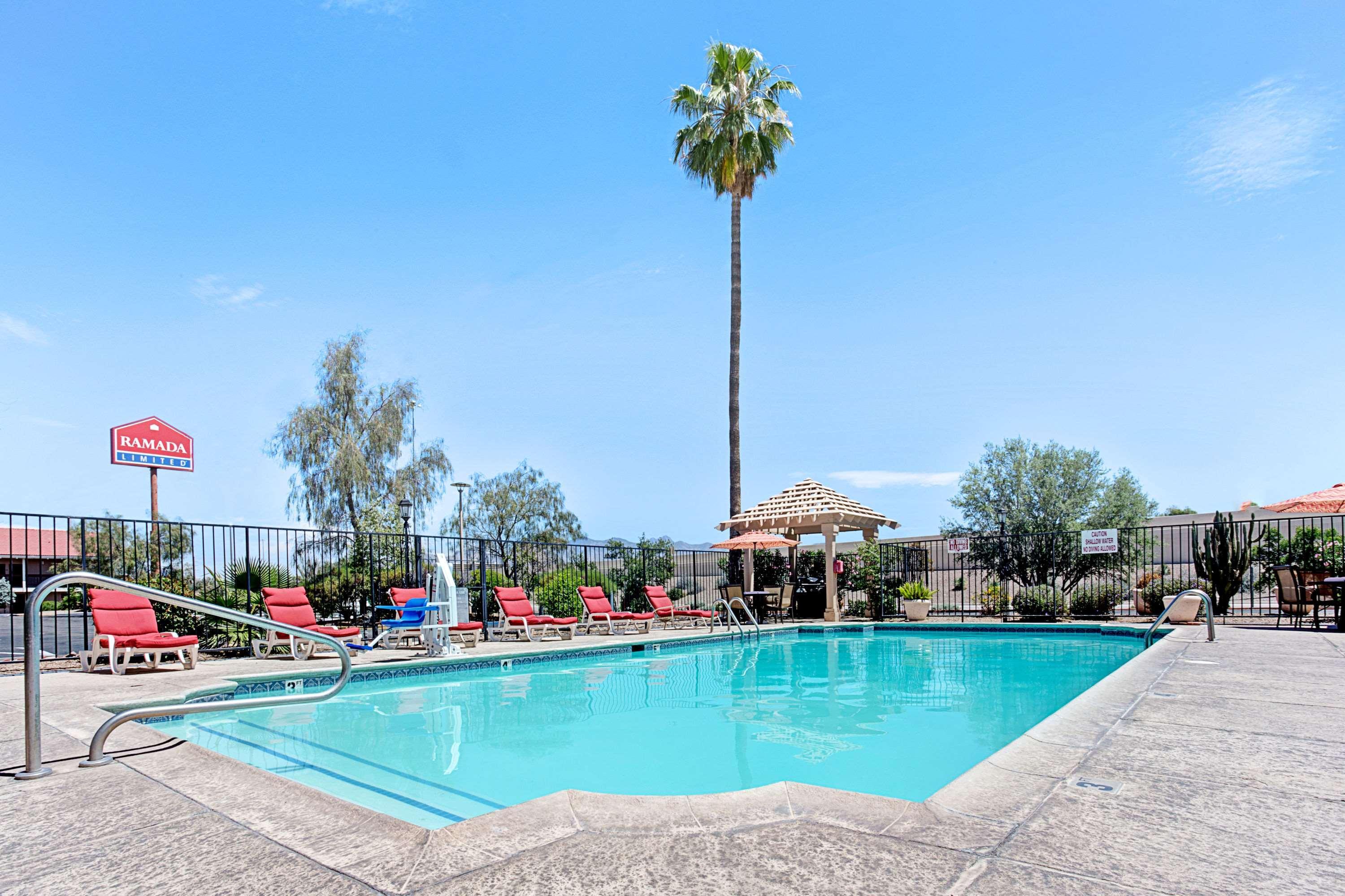 Days Inn By Wyndham Tucson City Center Eksteriør bilde